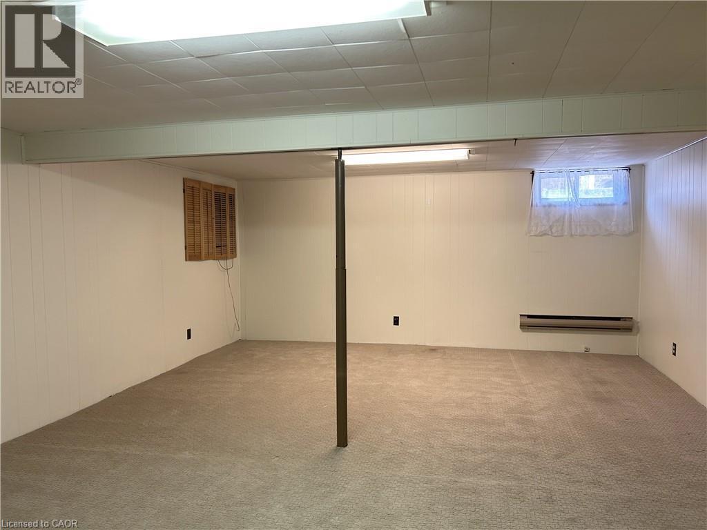 10 Montclair Crescent, Simcoe, ON - Indoor Photo Showing Basement