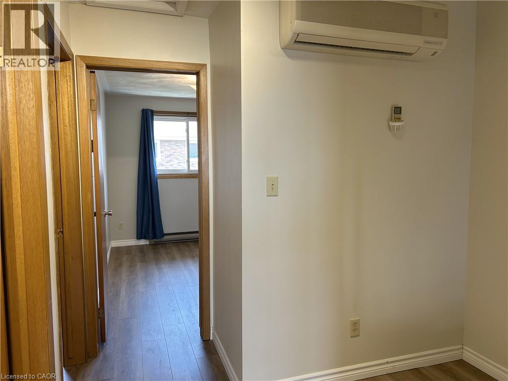 10 Montclair Crescent, Simcoe, ON - Indoor Photo Showing Other Room