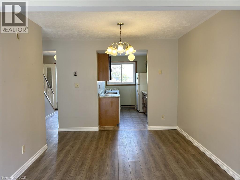 10 Montclair Crescent, Simcoe, ON - Indoor Photo Showing Other Room