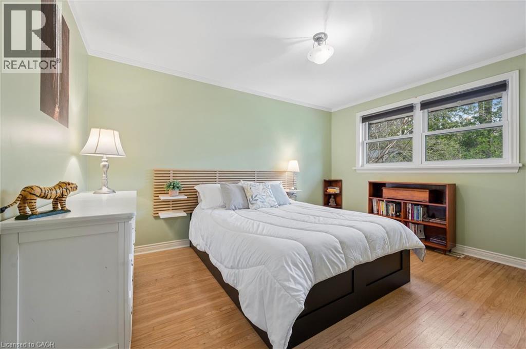 20 Katherine Crescent, Kitchener, ON - Indoor Photo Showing Bedroom