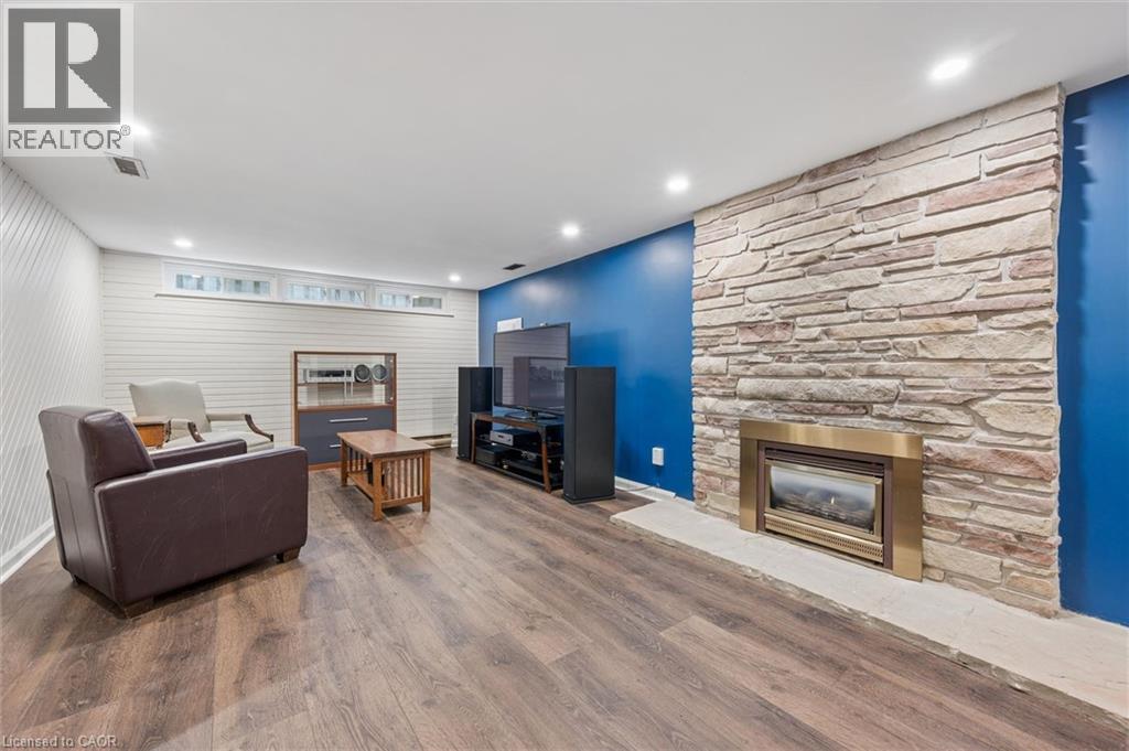 20 Katherine Crescent, Kitchener, ON - Indoor Photo Showing Living Room With Fireplace