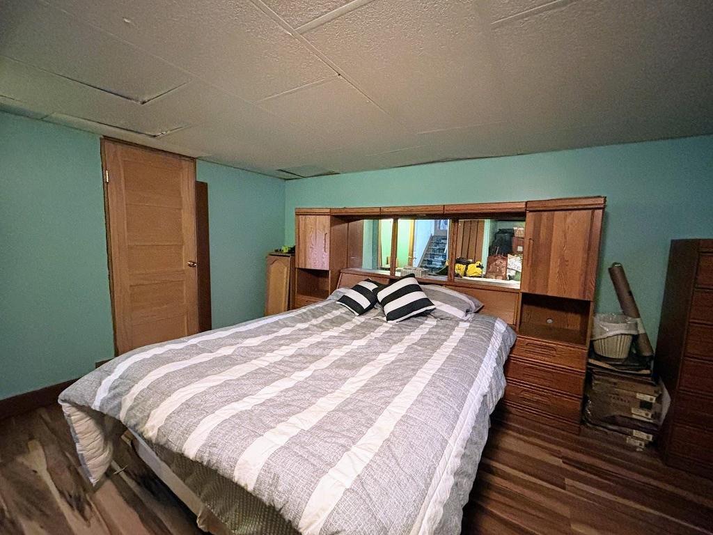 64 Hemlo Drive, Marathon, ON - Indoor Photo Showing Bedroom