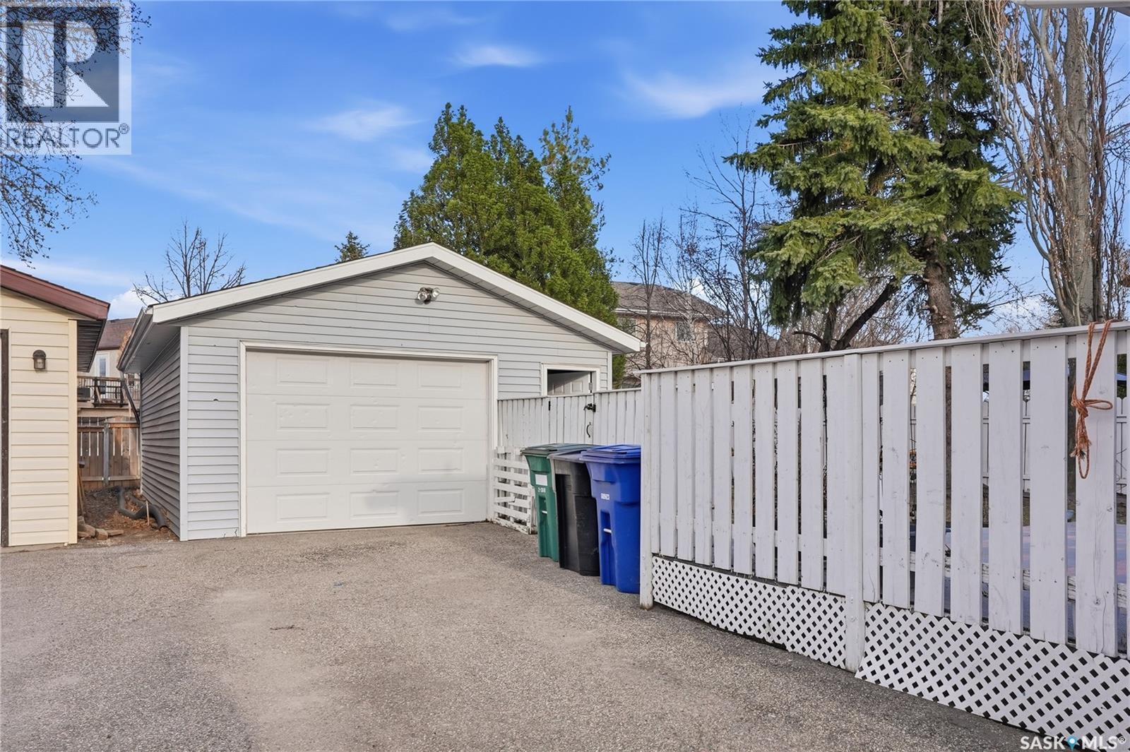 454 Konihowski Road, Saskatoon, SK - Outdoor With Exterior