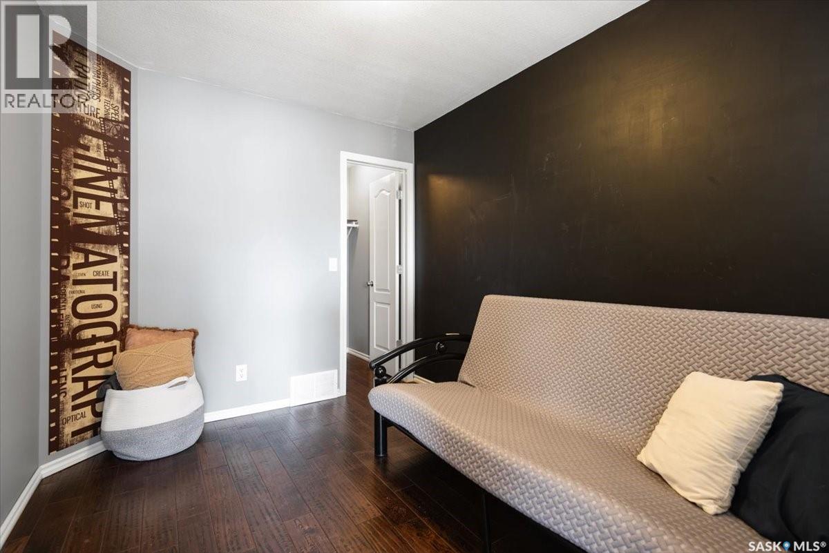 4044 Buckingham Drive E, Regina, SK - Indoor