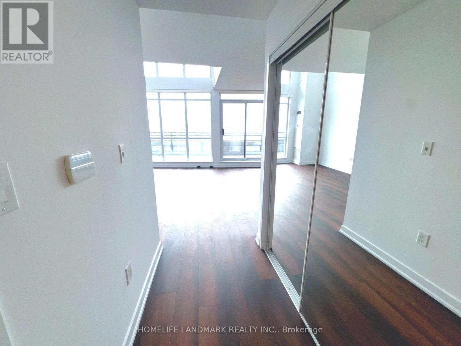 833 - 8 Telegram Mews, Toronto, ON - Indoor Photo Showing Other Room