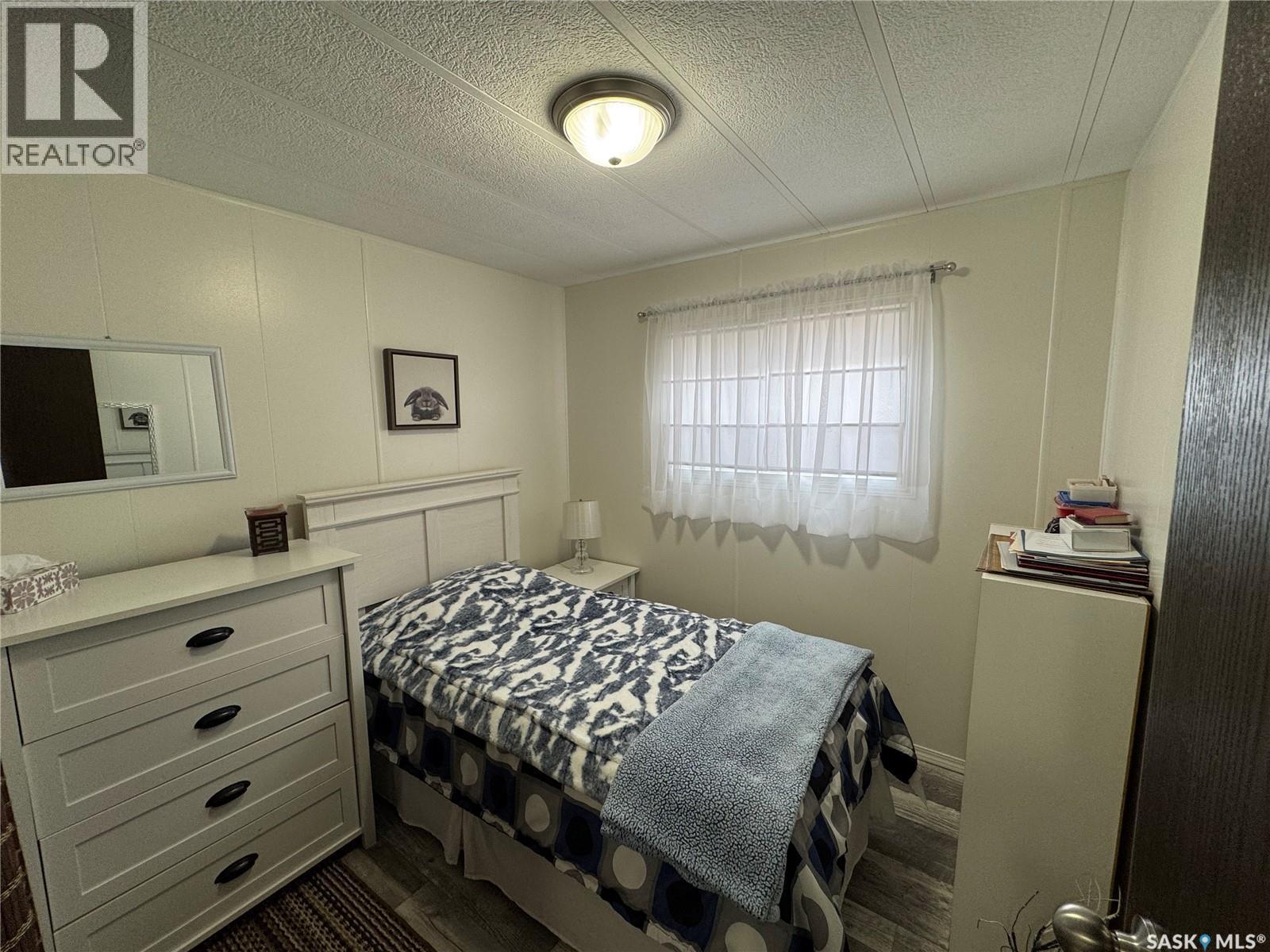 357 10Th Avenue Se, Weyburn, SK