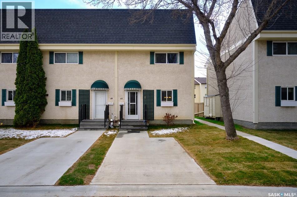 63 Killarney Way, Regina, SK - Outdoor With Facade