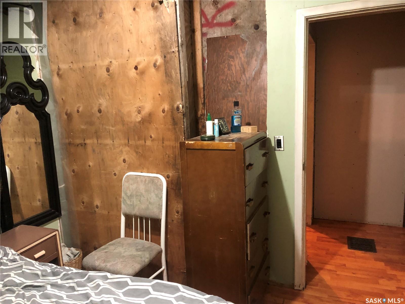 121 5Th Street, Bladworth, SK - Indoor