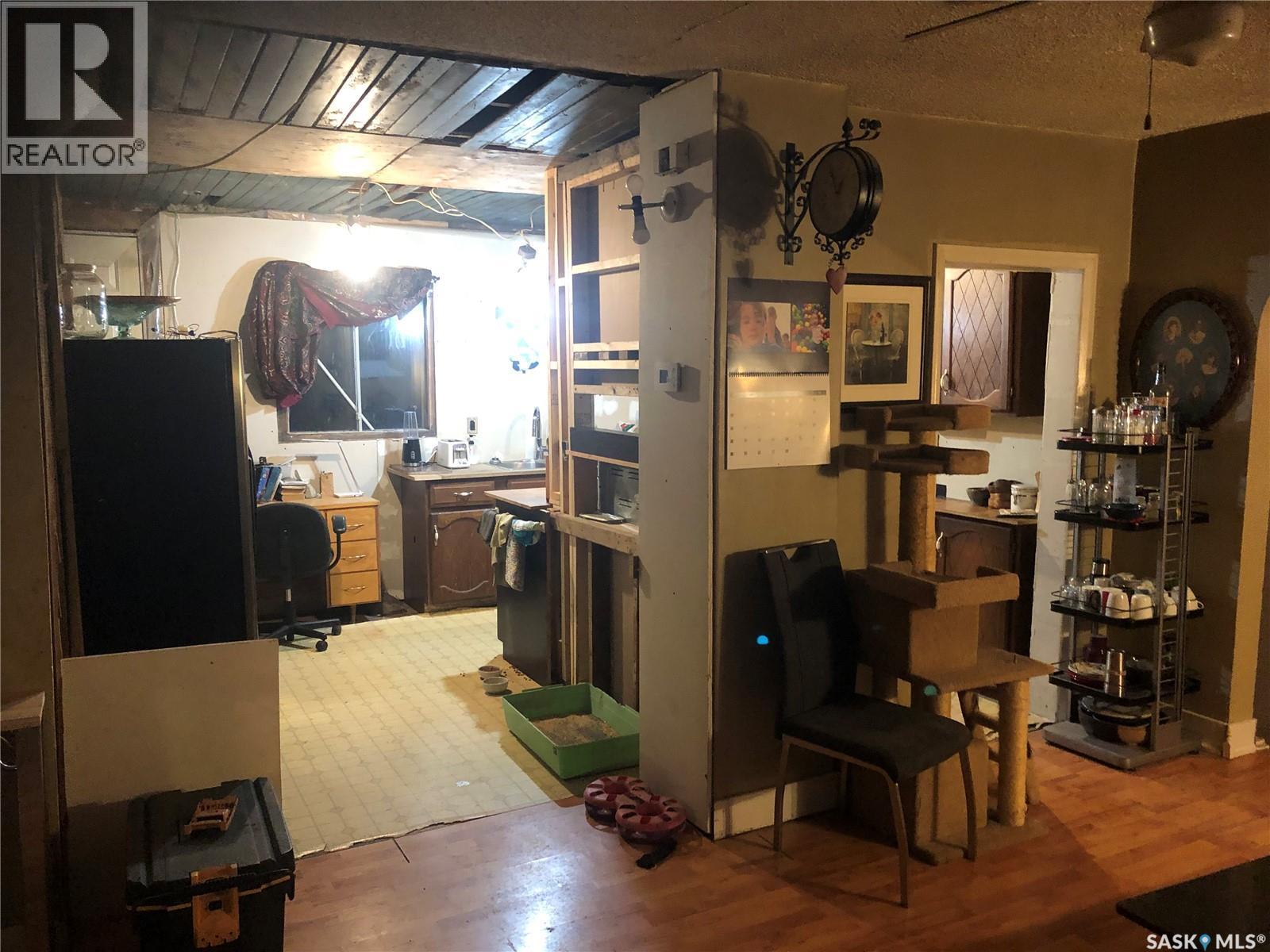 121 5Th Street, Bladworth, SK - Indoor