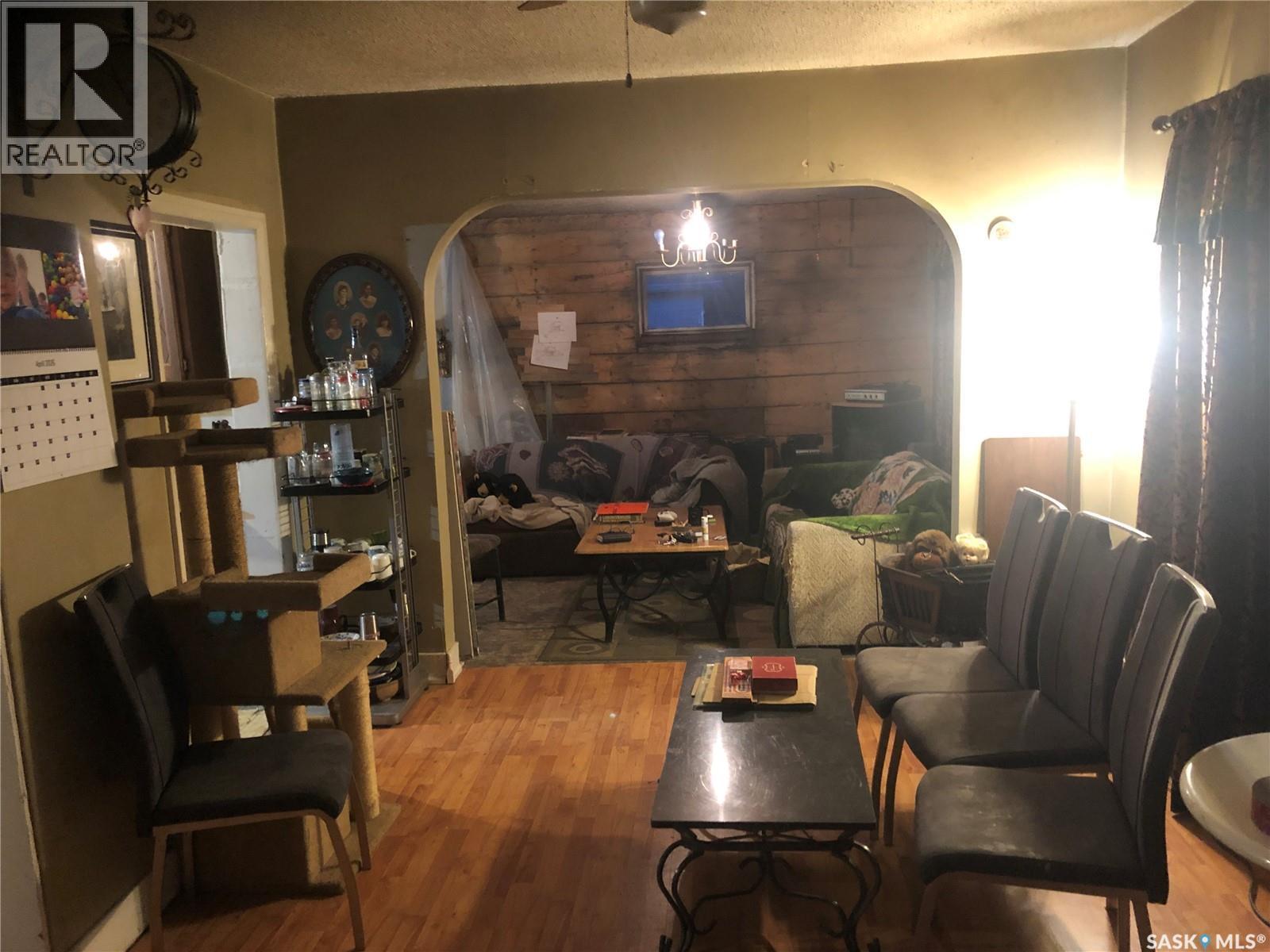121 5Th Street, Bladworth, SK - Indoor With Fireplace