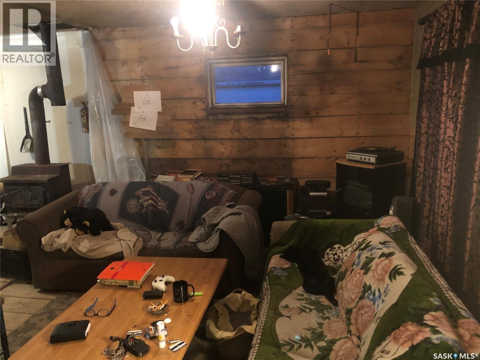 121 5Th Street, Bladworth, SK - Indoor