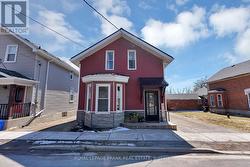 916 HIGHWAY 7 Kawartha Lakes (Oakwood), ON K0M 2M0