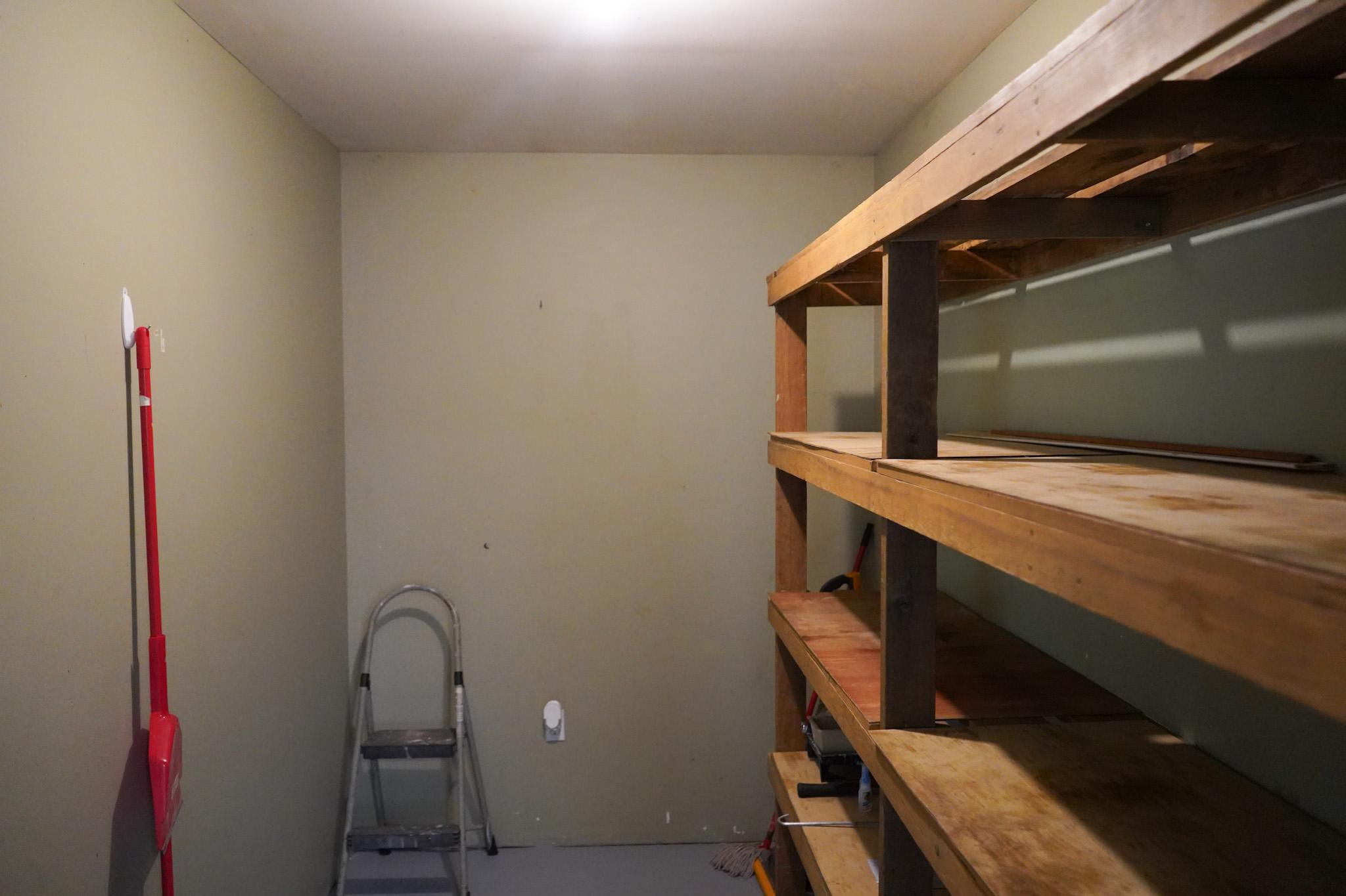 1741 Chasm Road, Clinton, BC - Indoor Photo Showing Other Room