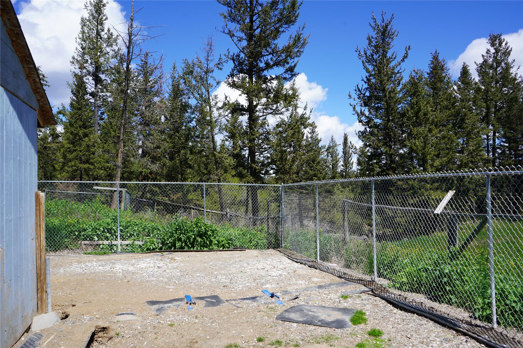 1741 Chasm Road, Clinton, BC - Outdoor