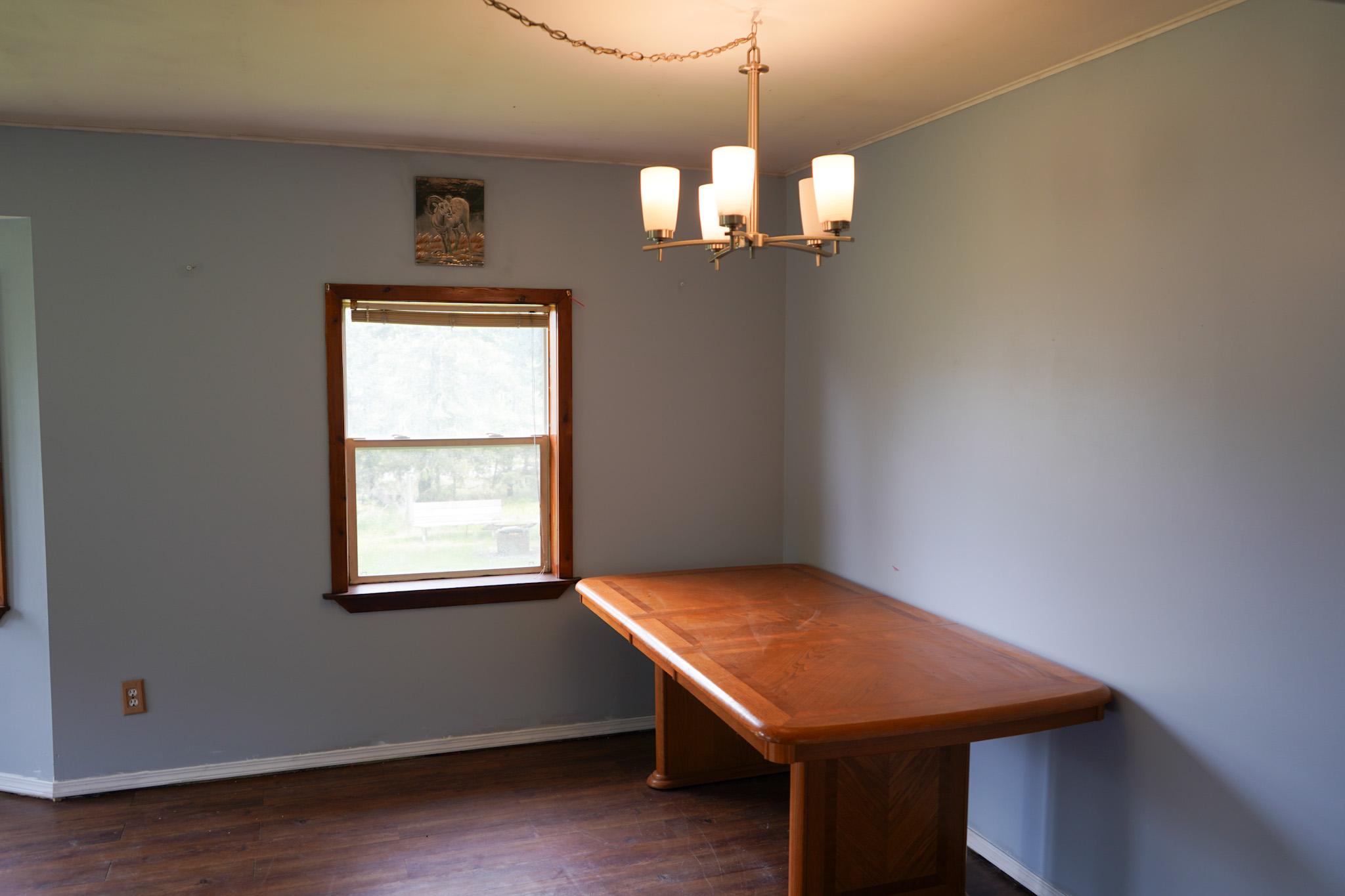 1741 Chasm Road, Clinton, BC - Indoor Photo Showing Other Room