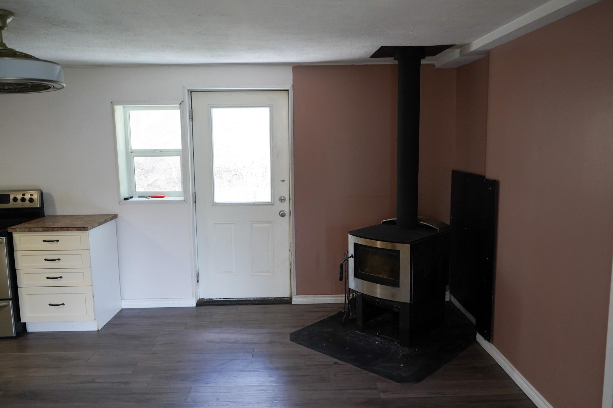 1741 Chasm Road, Clinton, BC - Indoor Photo Showing Other Room