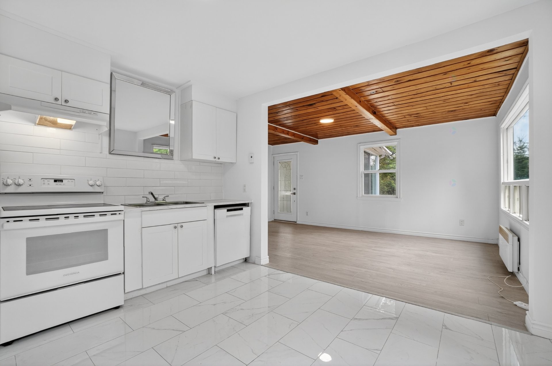 Overall view - 2580 Route 348, Rawdon, QC - Indoor Photo Showing Kitchen