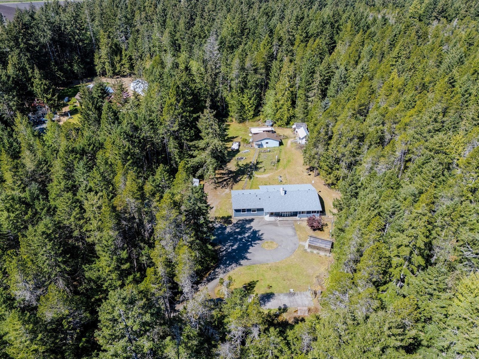 520 Corcan Rd, Qualicum Beach, BC