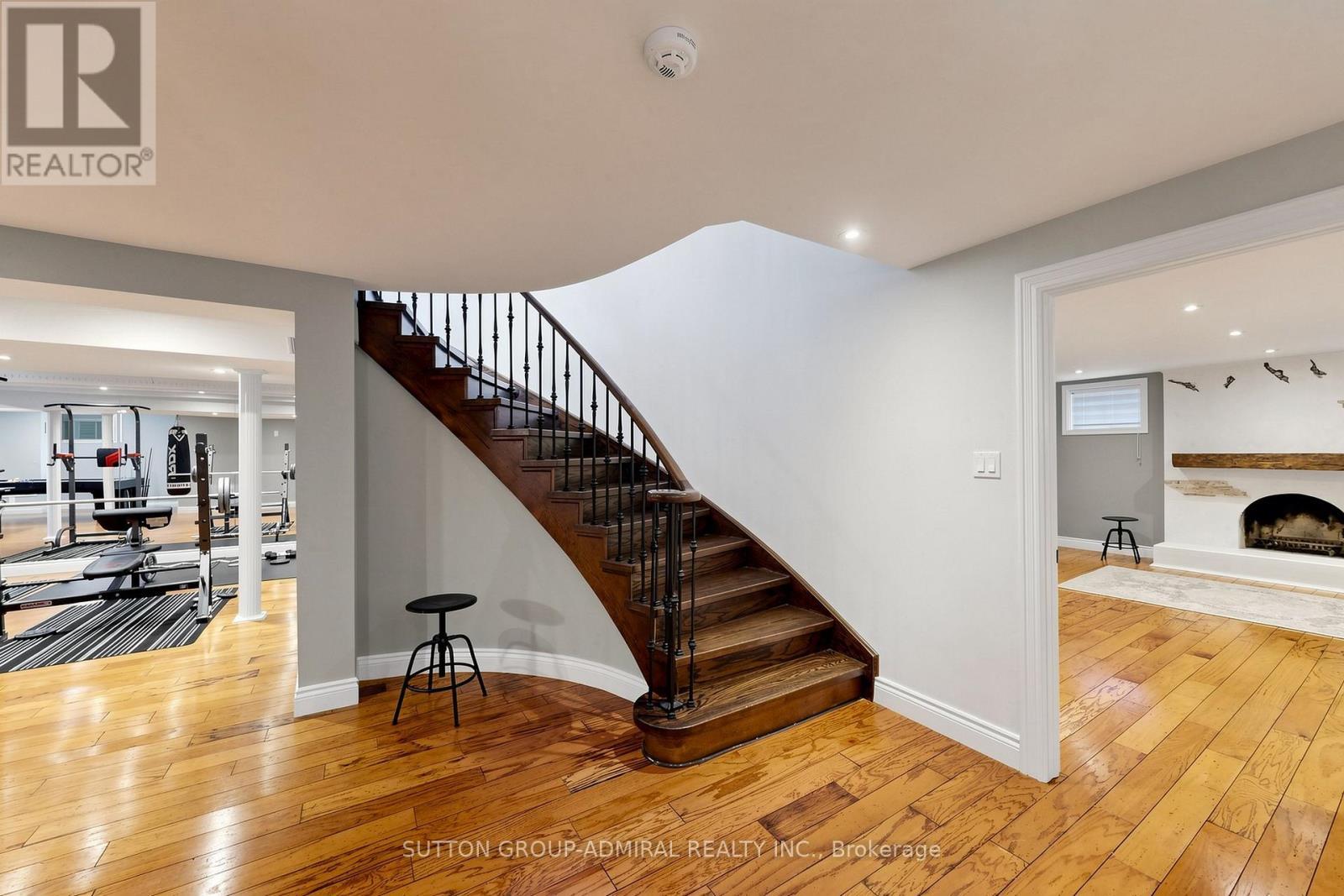 2 Gilbert Drive, Aurora, ON - Indoor With Fireplace