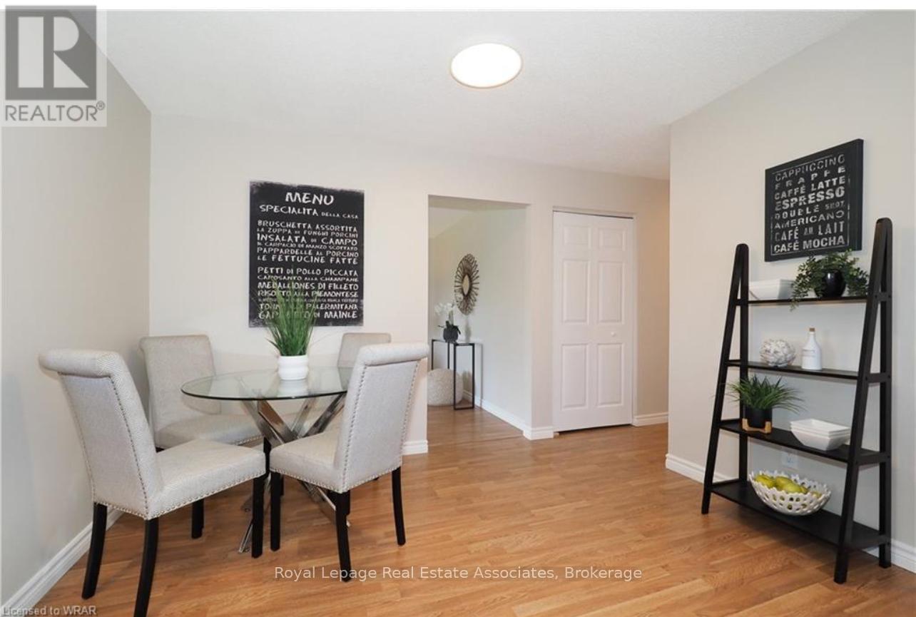 Main - 86 Overlea Crescent, Kitchener, ON - Indoor Photo Showing Dining Room