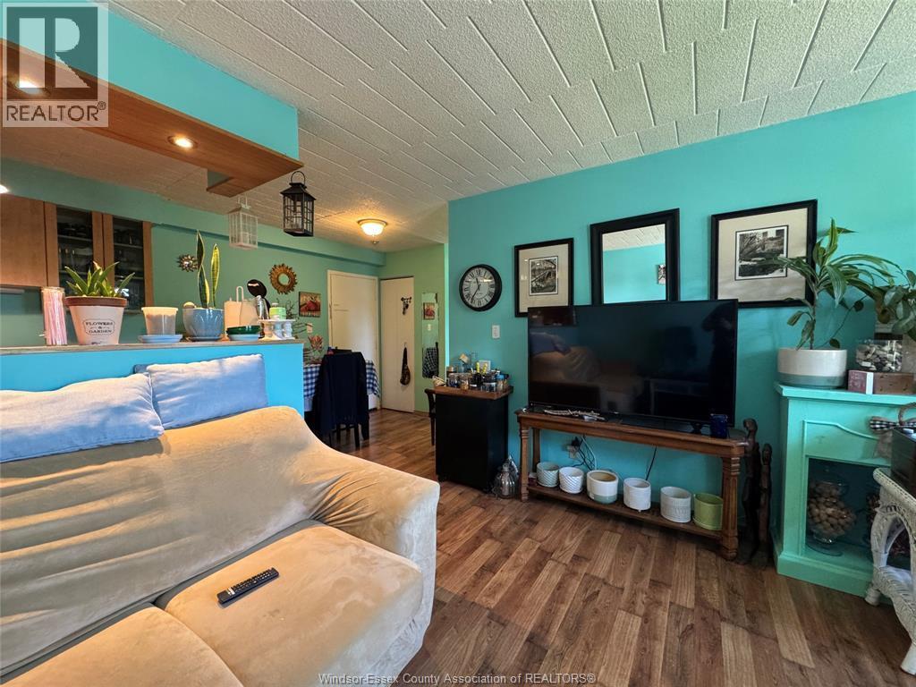 6647 Thornberry Crescent, Windsor, ON - Indoor