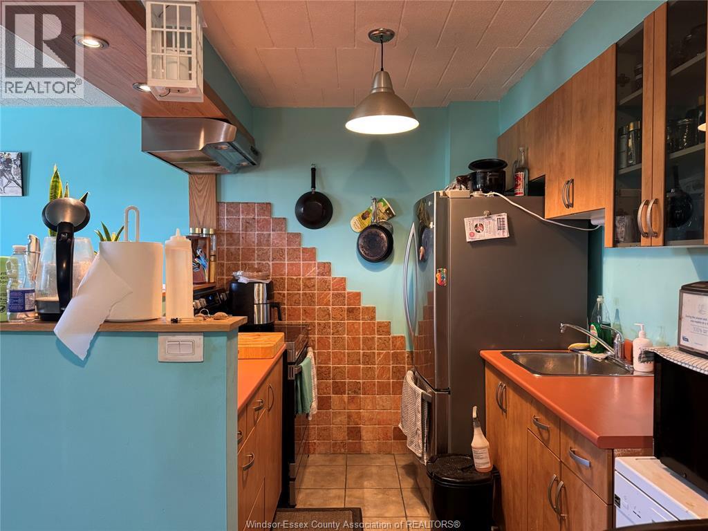 6647 Thornberry Crescent, Windsor, ON - Indoor
