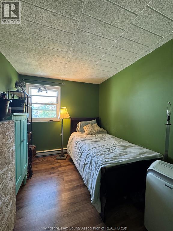 6647 Thornberry Crescent, Windsor, ON - Indoor Photo Showing Bedroom