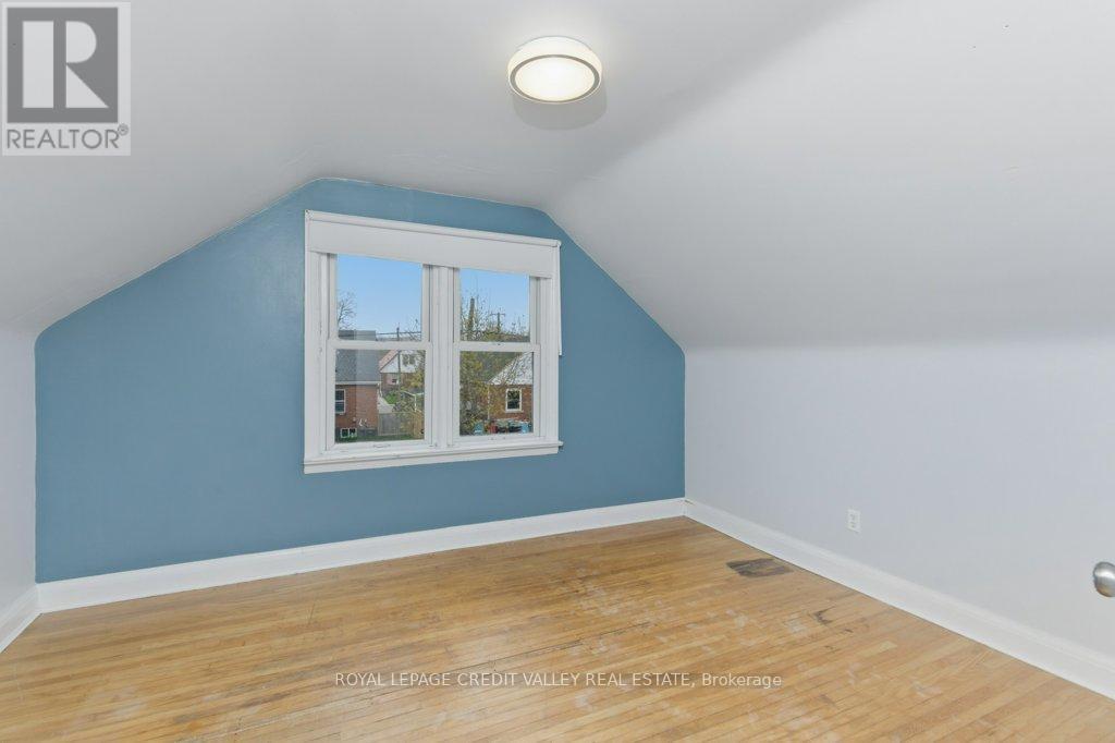 117 Glencarry Avenue, Hamilton, ON - Indoor Photo Showing Other Room