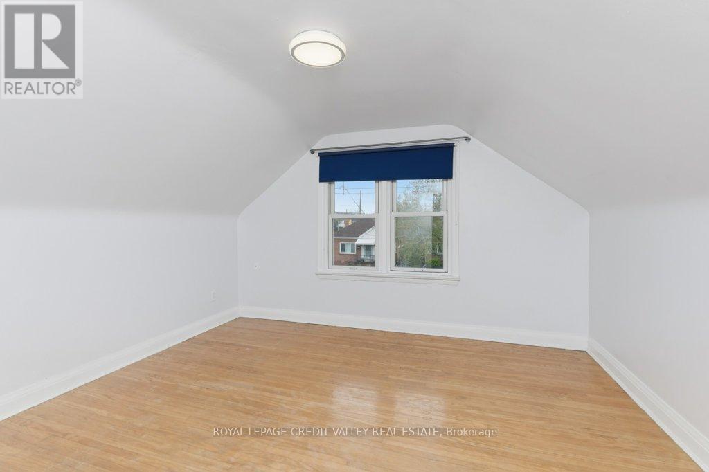 117 Glencarry Avenue, Hamilton, ON - Indoor Photo Showing Other Room