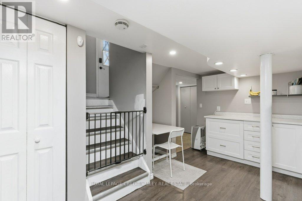 117 Glencarry Avenue, Hamilton, ON - Indoor Photo Showing Other Room