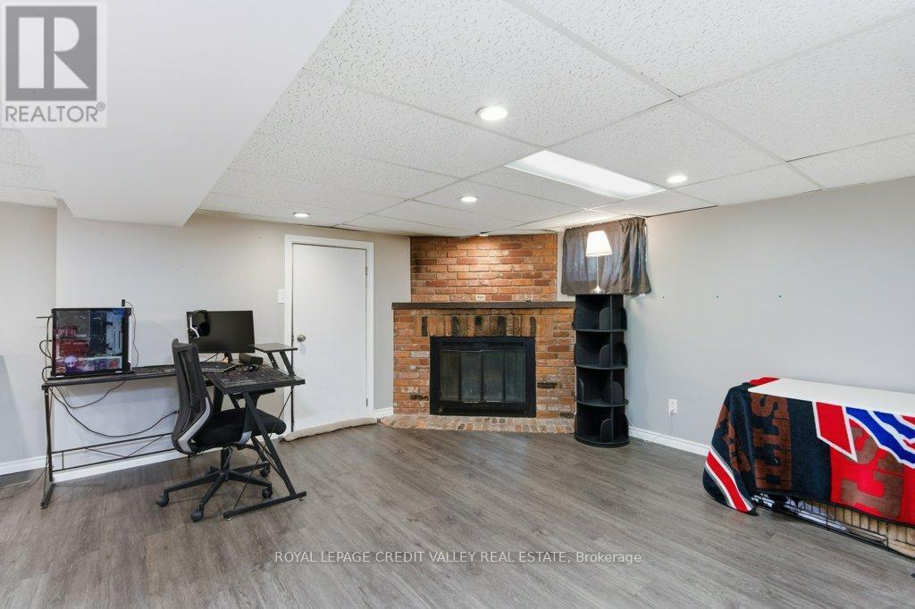 117 Glencarry Avenue, Hamilton, ON - Indoor