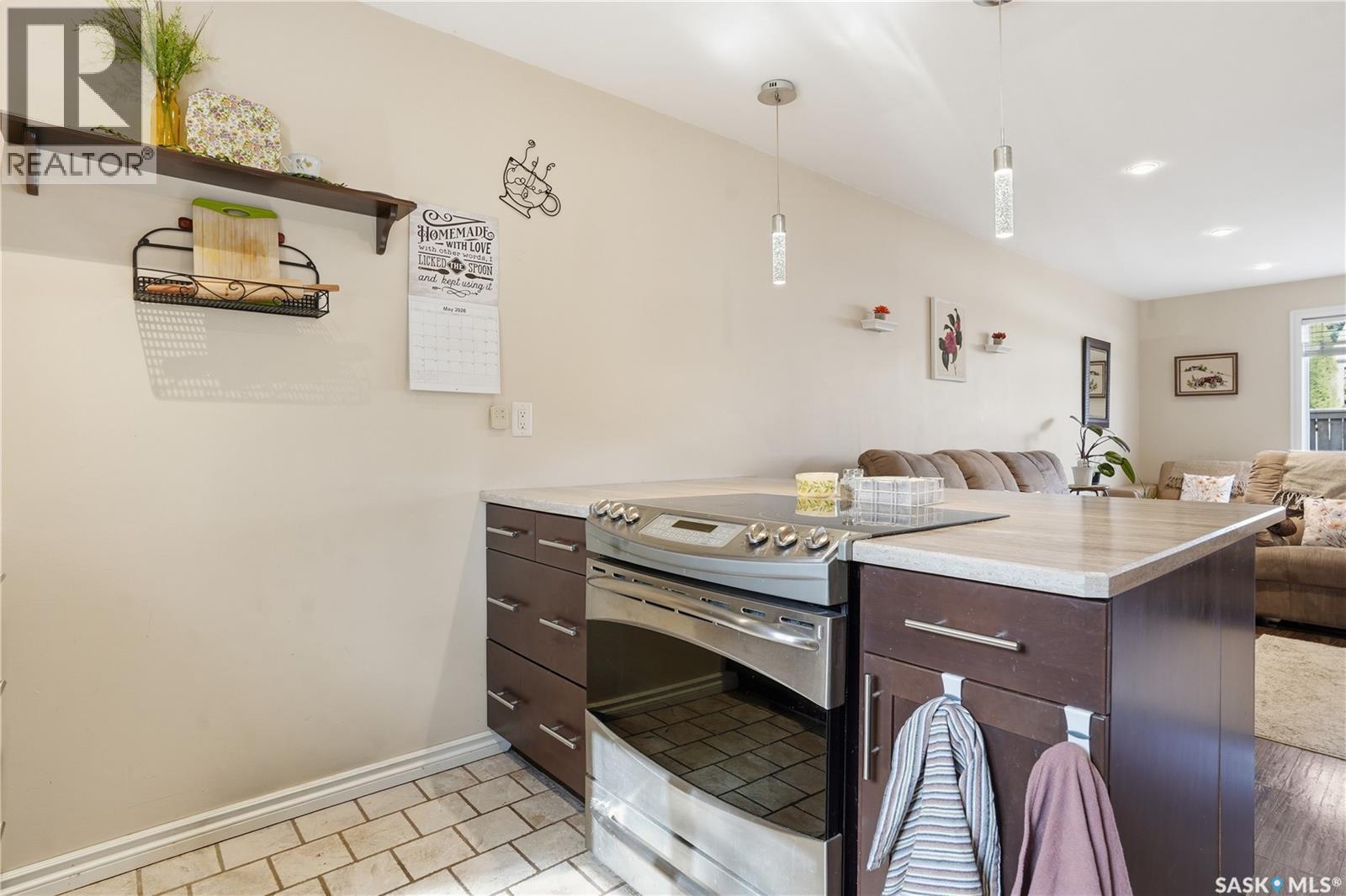 7 Killarney Way, Regina, SK - Indoor Photo Showing Kitchen