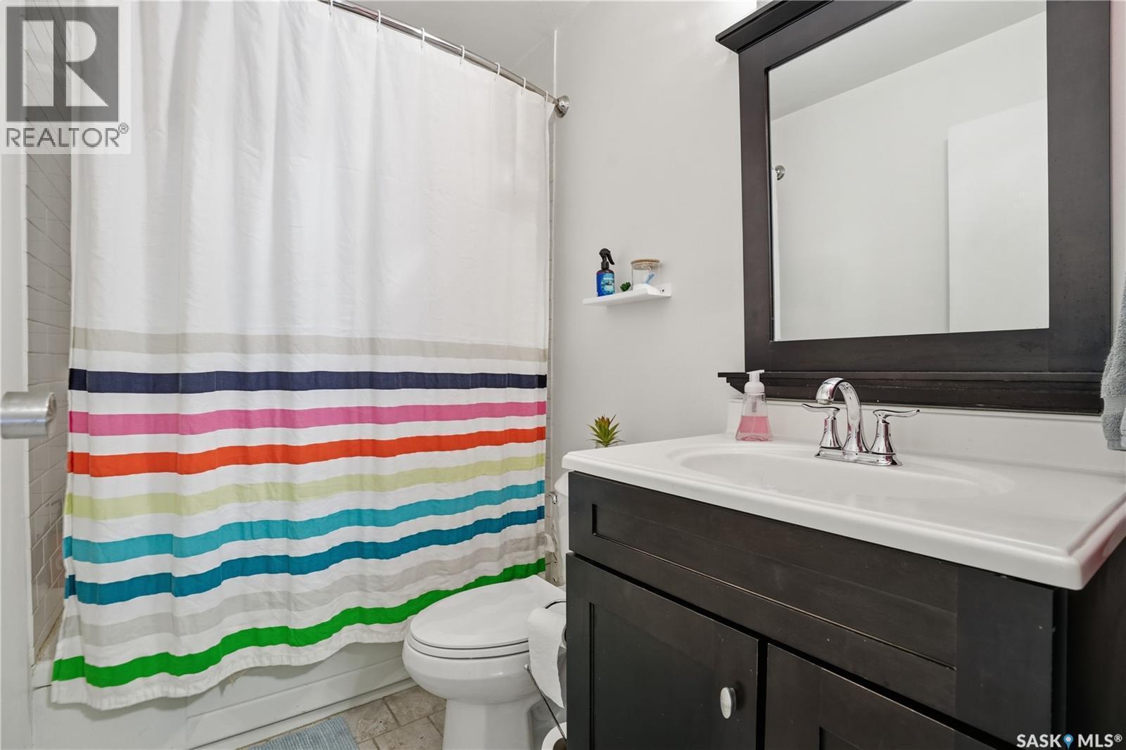 7 Killarney Way, Regina, SK - Indoor Photo Showing Bathroom
