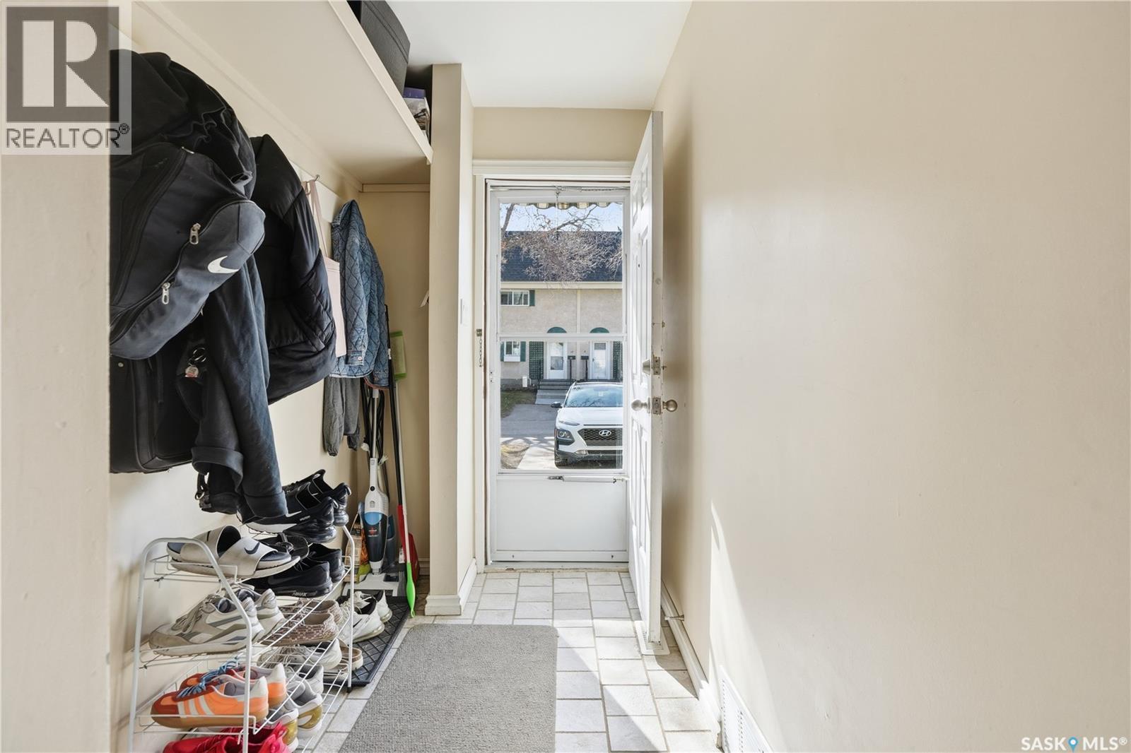 7 Killarney Way, Regina, SK - Indoor Photo Showing Other Room