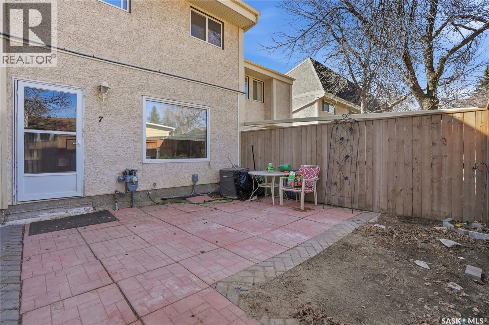 7 Killarney Way, Regina, SK - Outdoor With Exterior