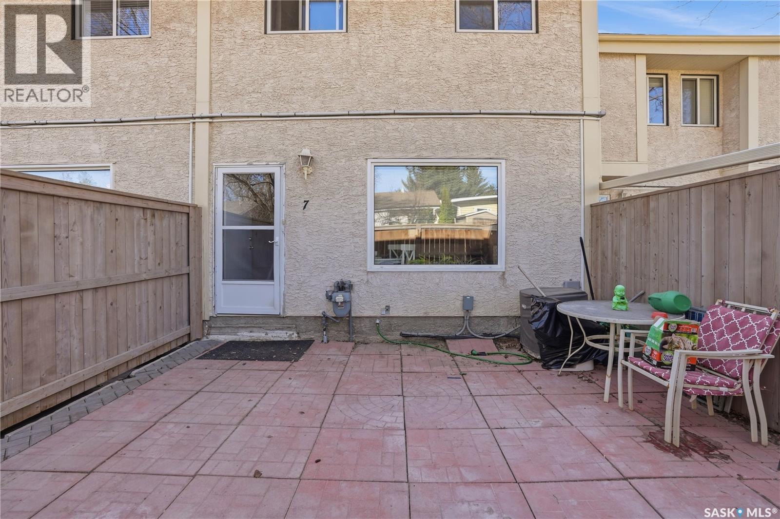 7 Killarney Way, Regina, SK - Outdoor With Exterior