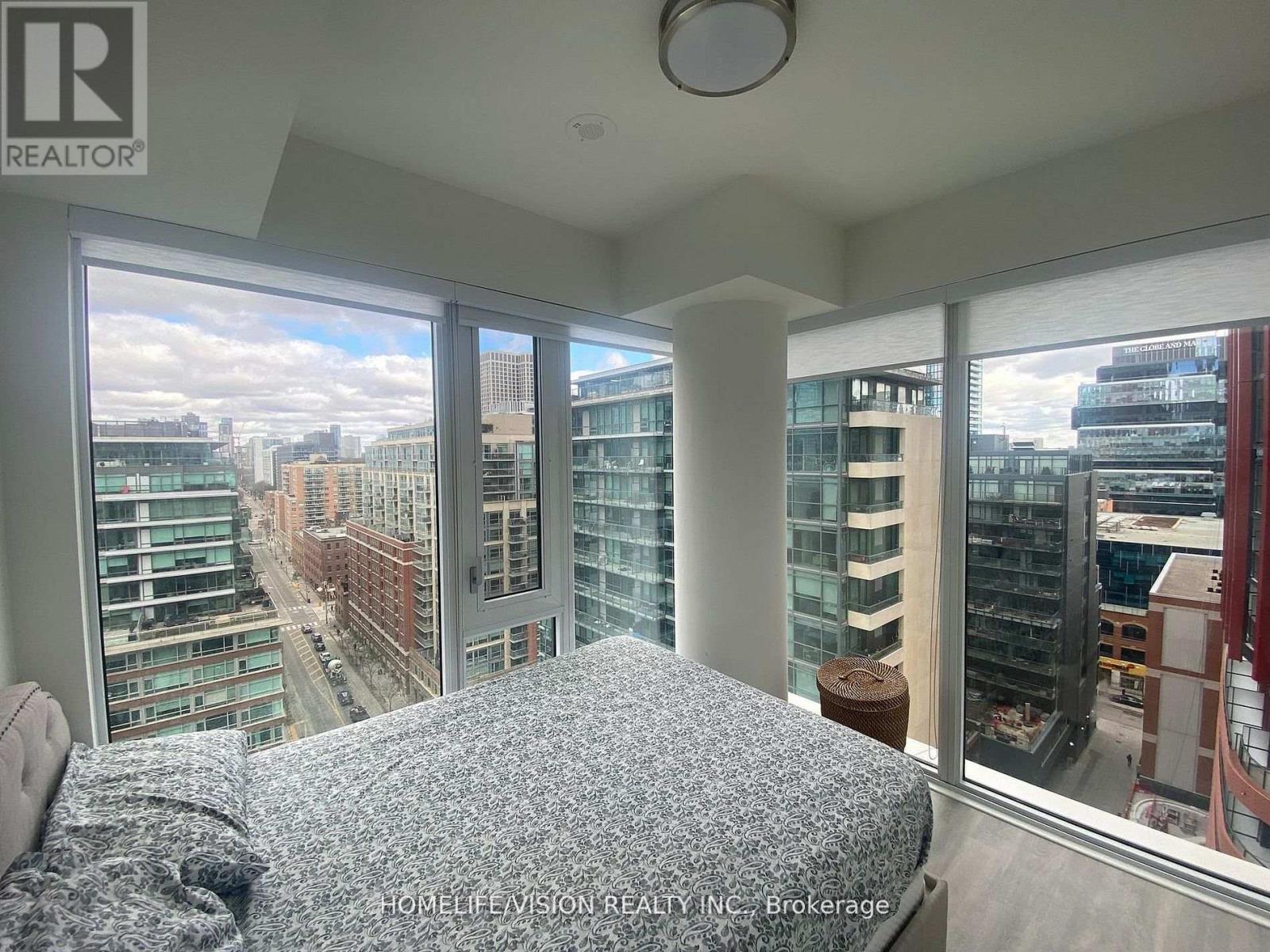 1418 - 158 Front Street E, Toronto, ON - Indoor Photo Showing Bedroom