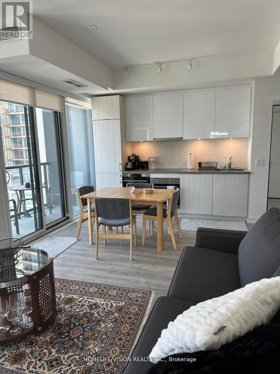 1418 - 158 Front Street E, Toronto, ON - Indoor
