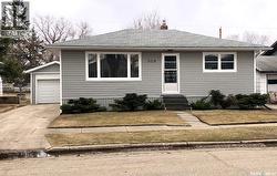 309 Fifth AVENUE E Canora, SK S0A 0L0