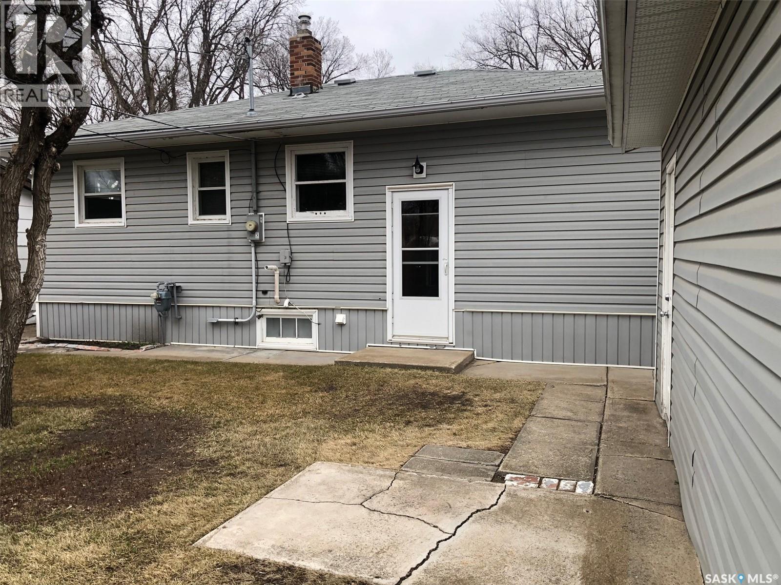 309 Fifth Avenue E, Canora, SK - Outdoor With Exterior