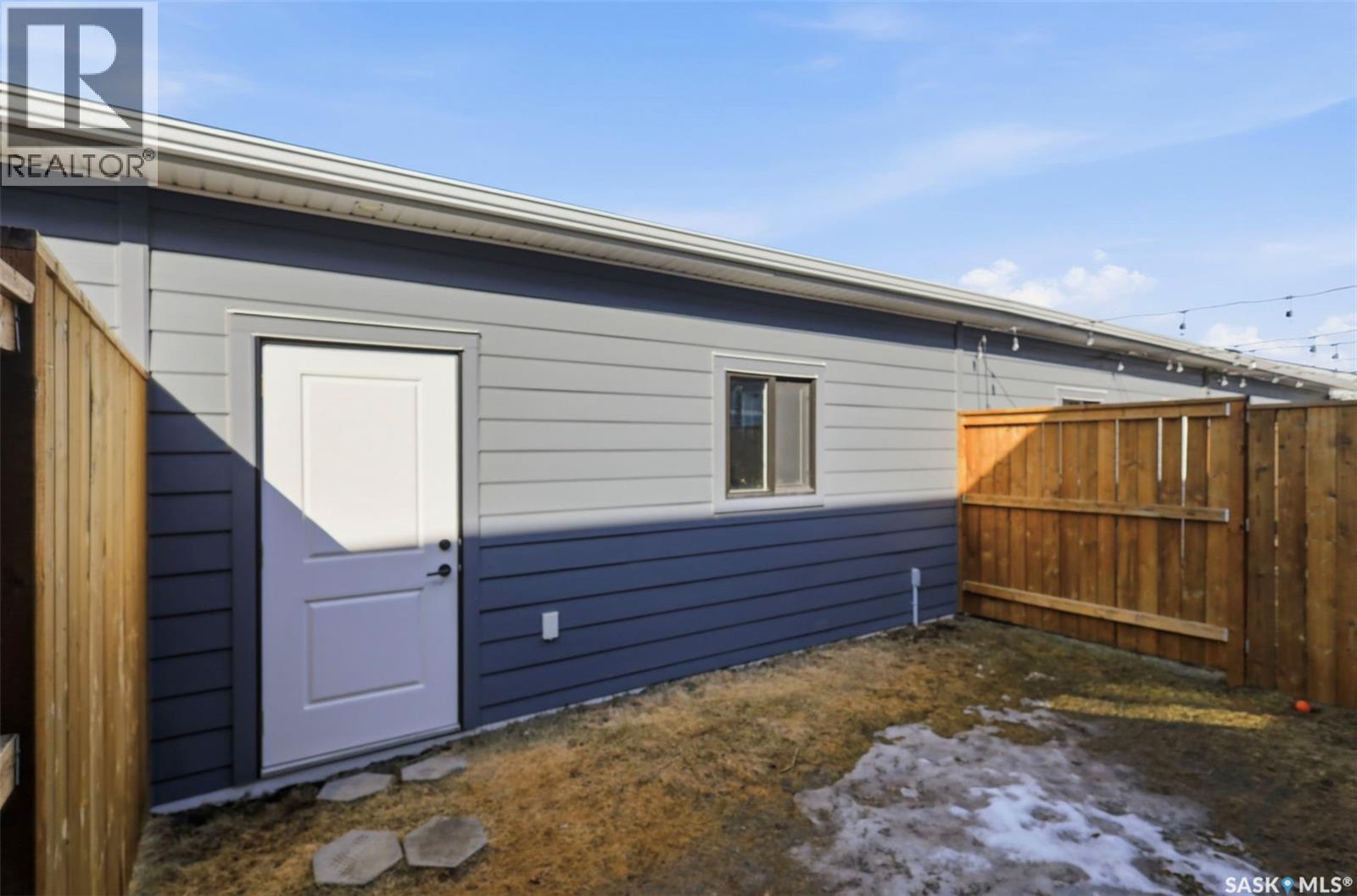 165 Rosewood Boulevard E, Saskatoon, SK - Outdoor With Exterior