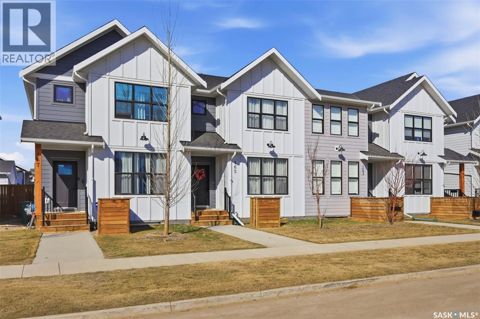 165 Rosewood Boulevard E, Saskatoon, SK - Outdoor With Facade