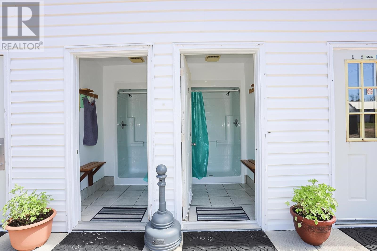 2233 Hilton Rd, Hilton Beach, ON