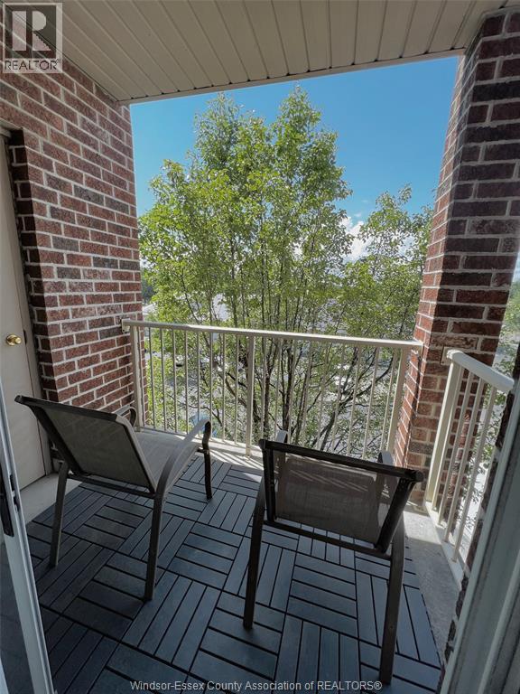 3160 Wildwood Unit# 320, Windsor, ON - Outdoor With Balcony With Exterior