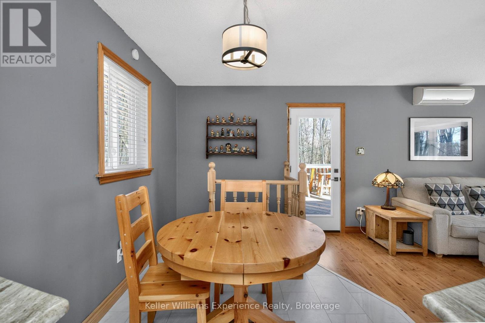 194 Sawlog Point Road, Tiny, ON - Indoor