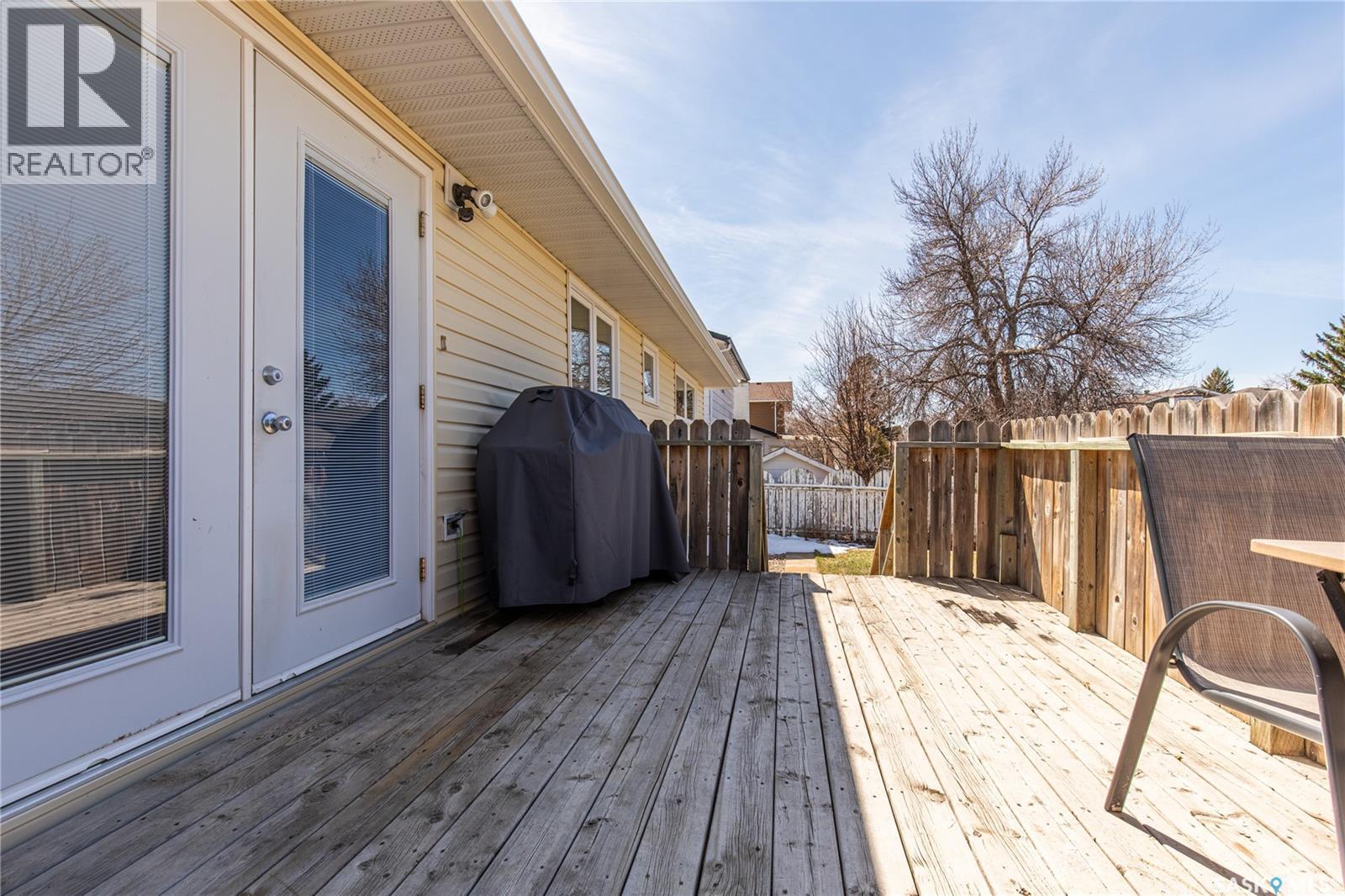 1267 Maybery Crescent, Moose Jaw, SK - Outdoor With Deck Patio Veranda With Exterior