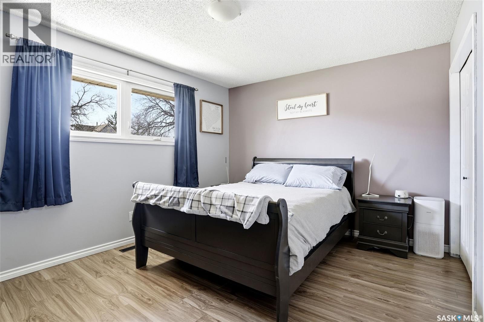 230 Prairie Avenue, Briercrest, SK - Indoor Photo Showing Bedroom