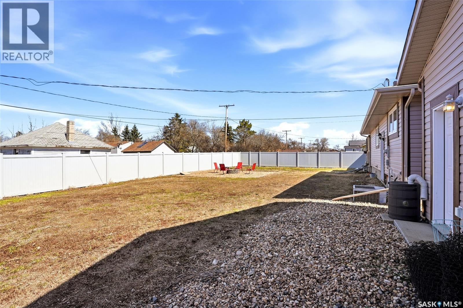 230 Prairie Avenue, Briercrest, SK - Outdoor