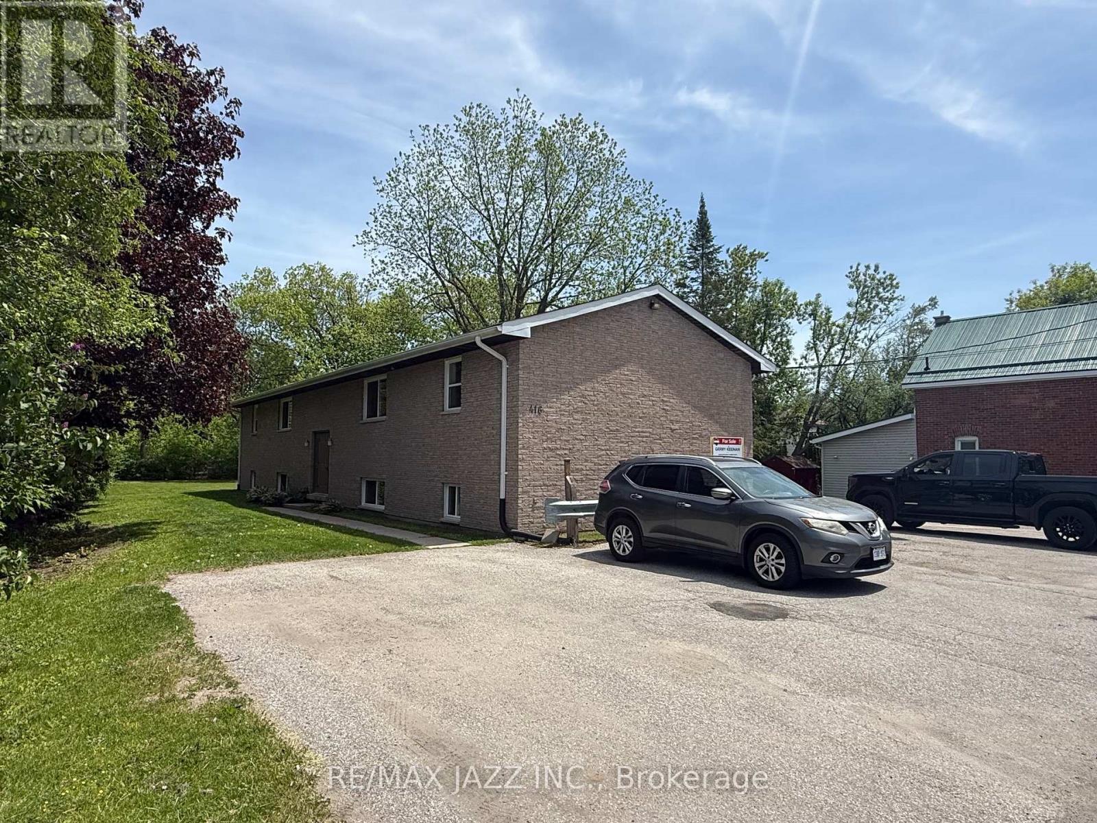 416 Gill Street, Orillia, ON - Outdoor