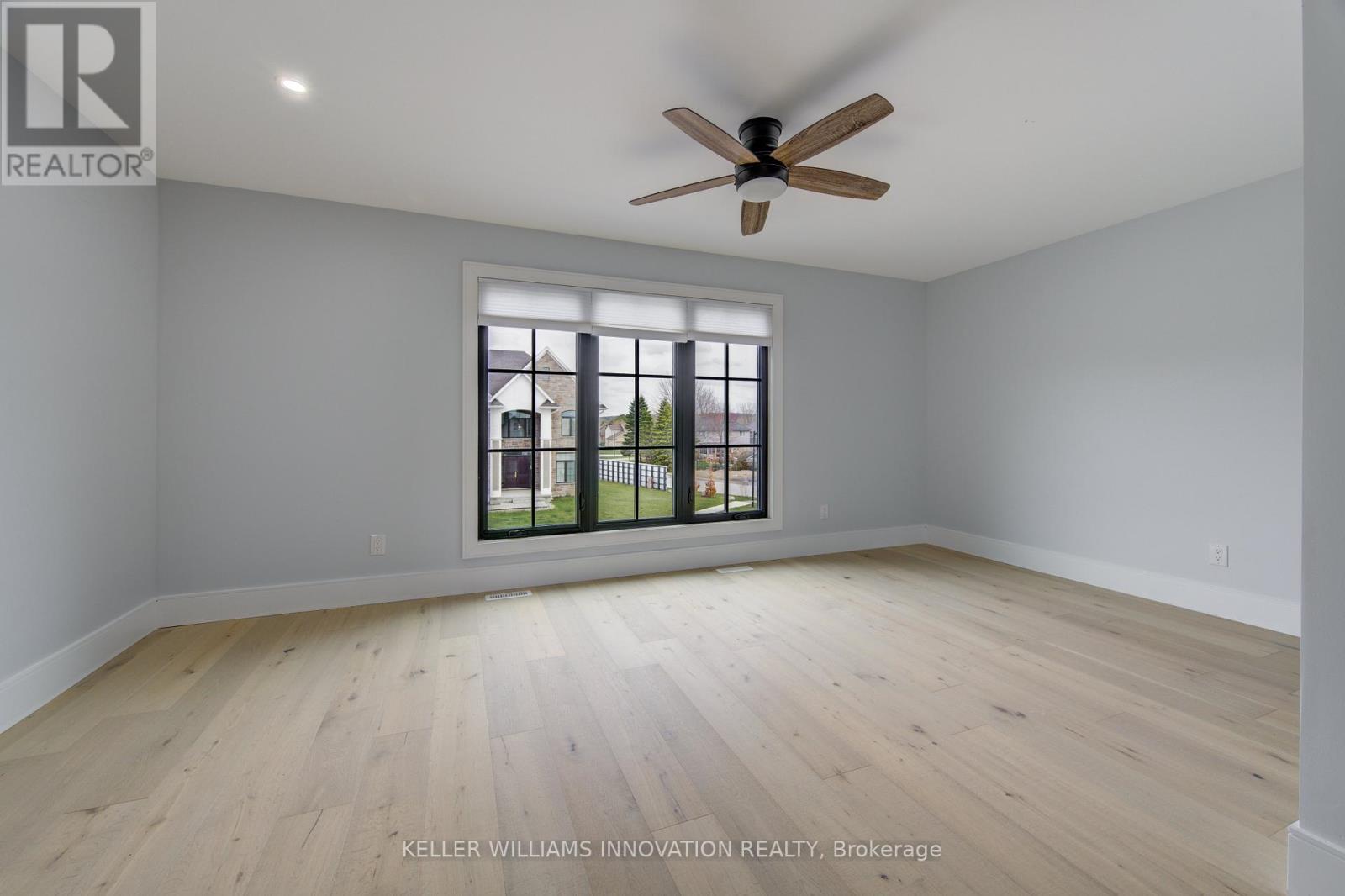 8 Edgeview Crescent W, Middlesex Centre, ON - Indoor Photo Showing Other Room
